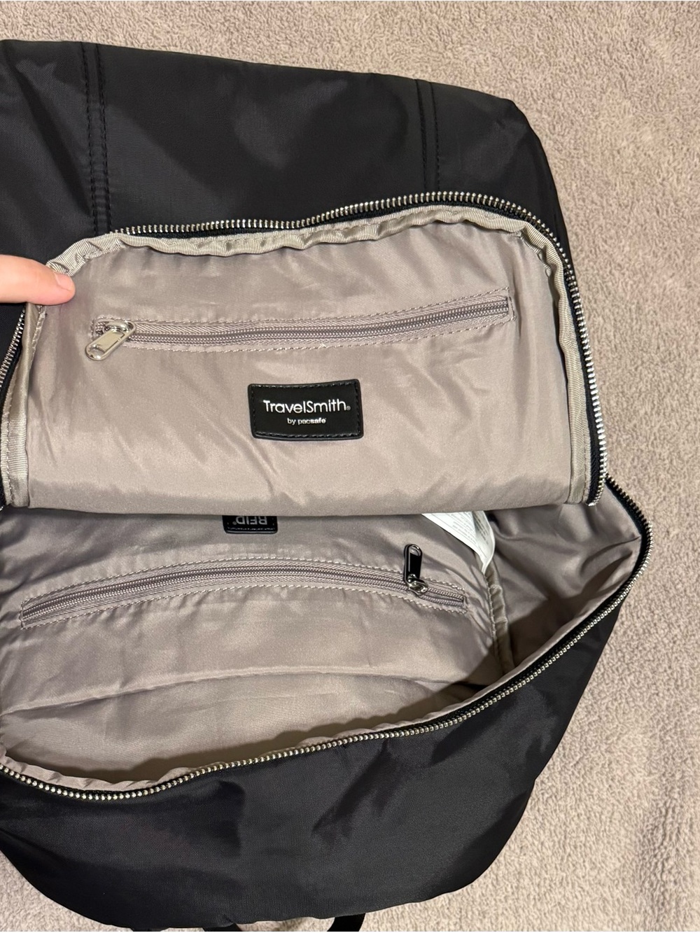 TravelSmith Black Men's Travel Backpack with Light Gray Interior